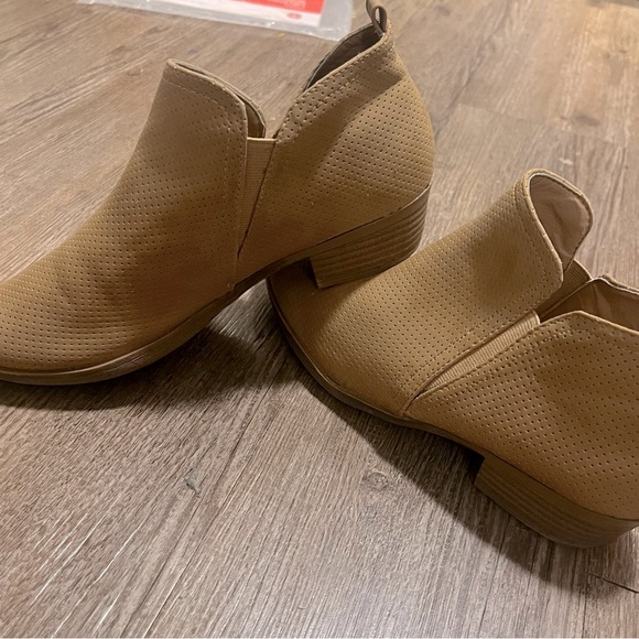 Booties - Picture 2 of 4